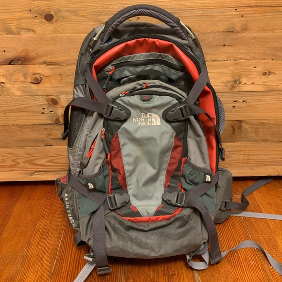 North Face Backtrack 50 pack - Picture 3 of 5